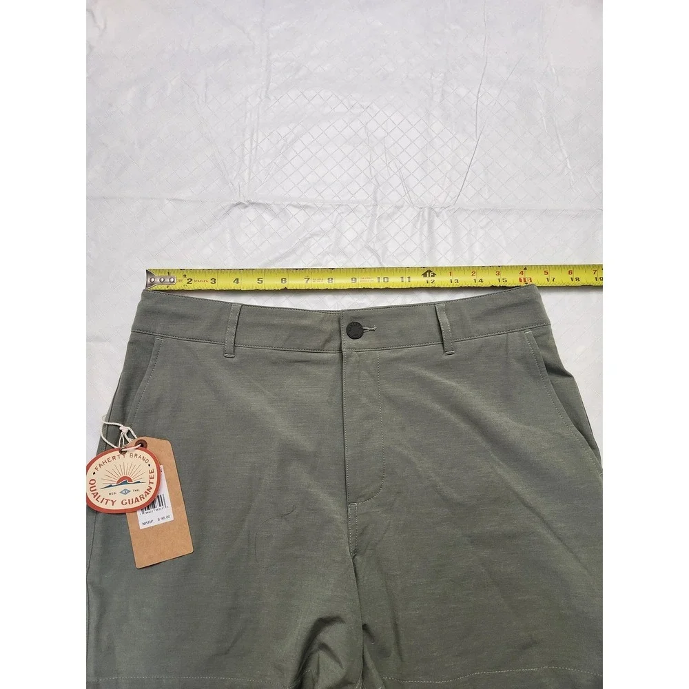 Faherty Shorts Mens 33 Green All Day Short 5 Inseam Stretch Chino Casual Summer
